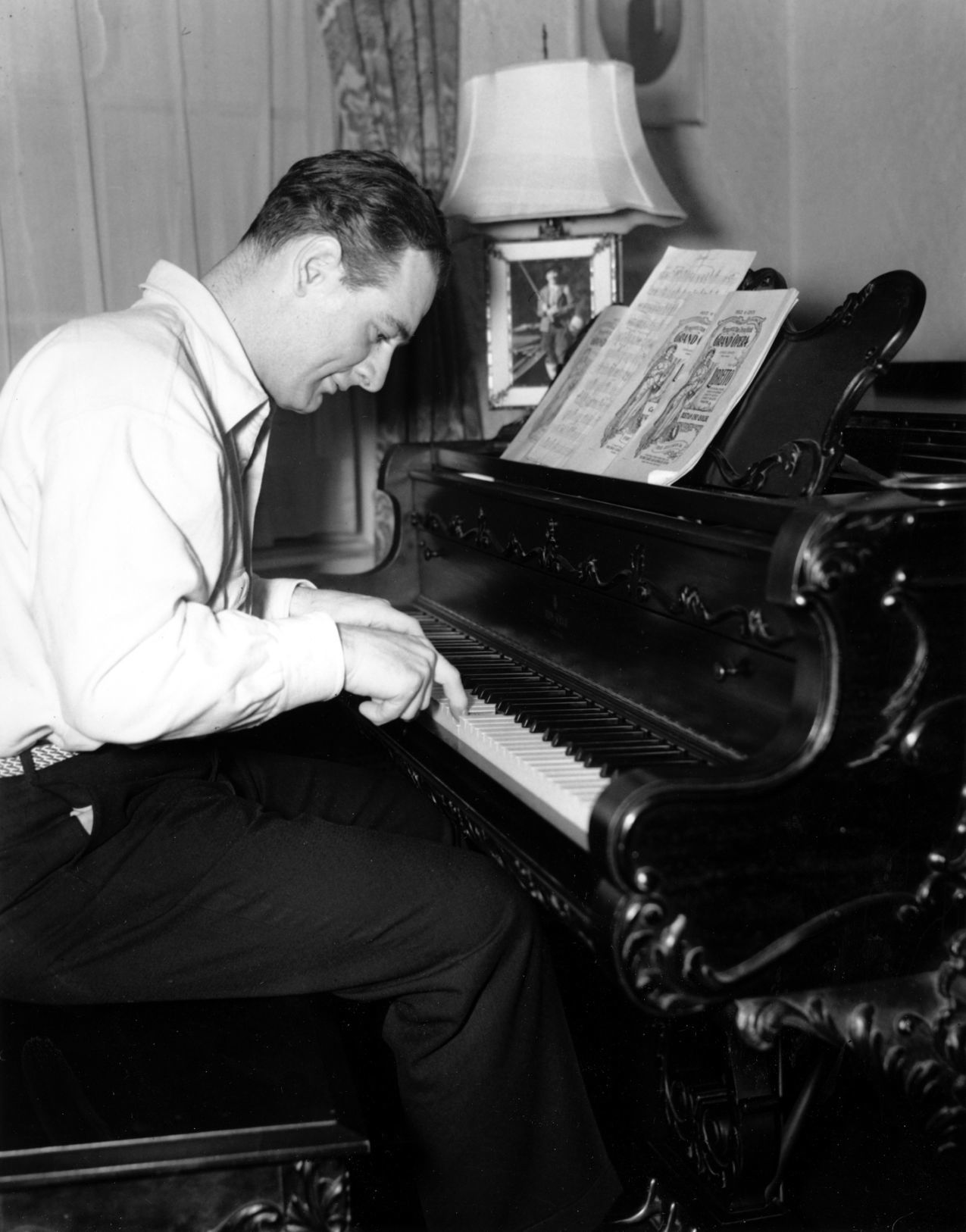 1937: Lou Gehrig